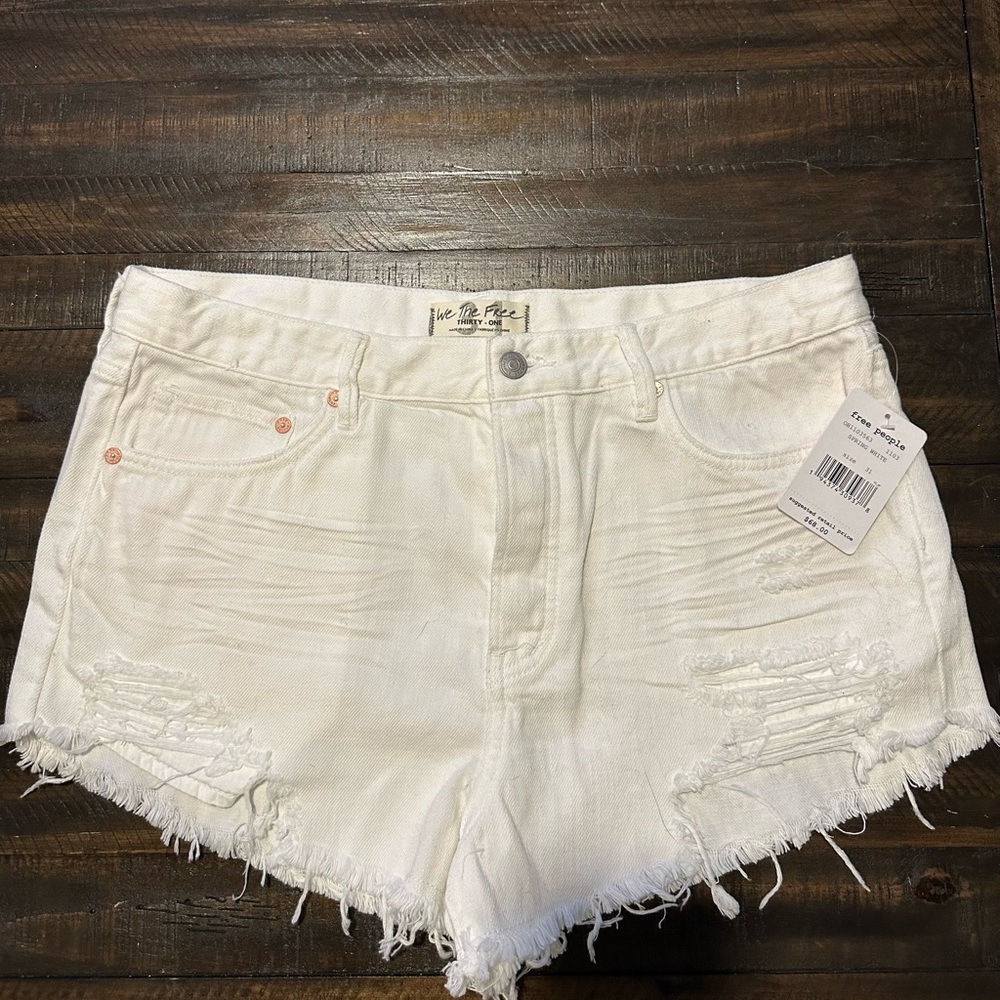 Brand new NWT Free People Loving Good Vibrations Cotton Frayed Denim Shorts